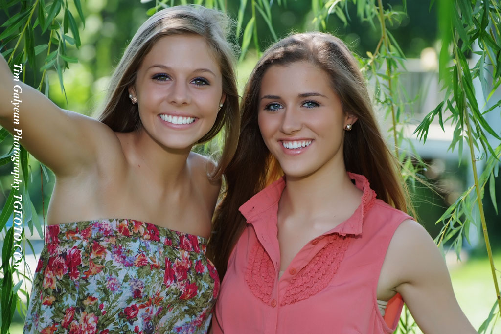 Saint Thomas Aquinas, ST James Academy, Sion, Notre Dame de sion,girls,senior pictures,on sale,outside,overland park,kansas city,ks,mo,photographer,when,summer,sale,easy,painless,not ugly,natural,Buddies